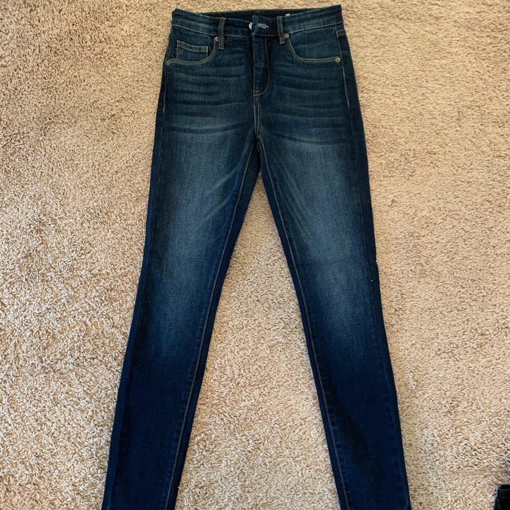 Released hem skinnies